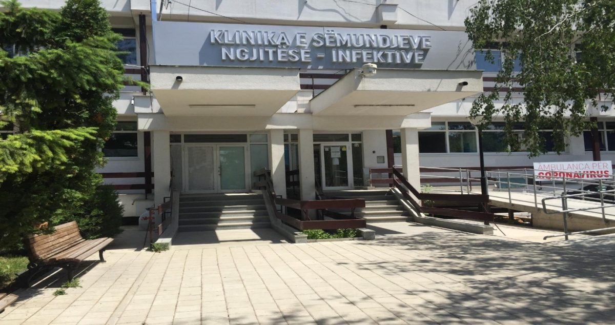 Klinika-infektive