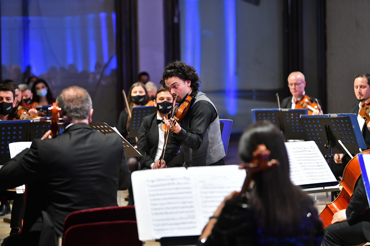 Filharmonia e Kossoves Rron Bakalli
