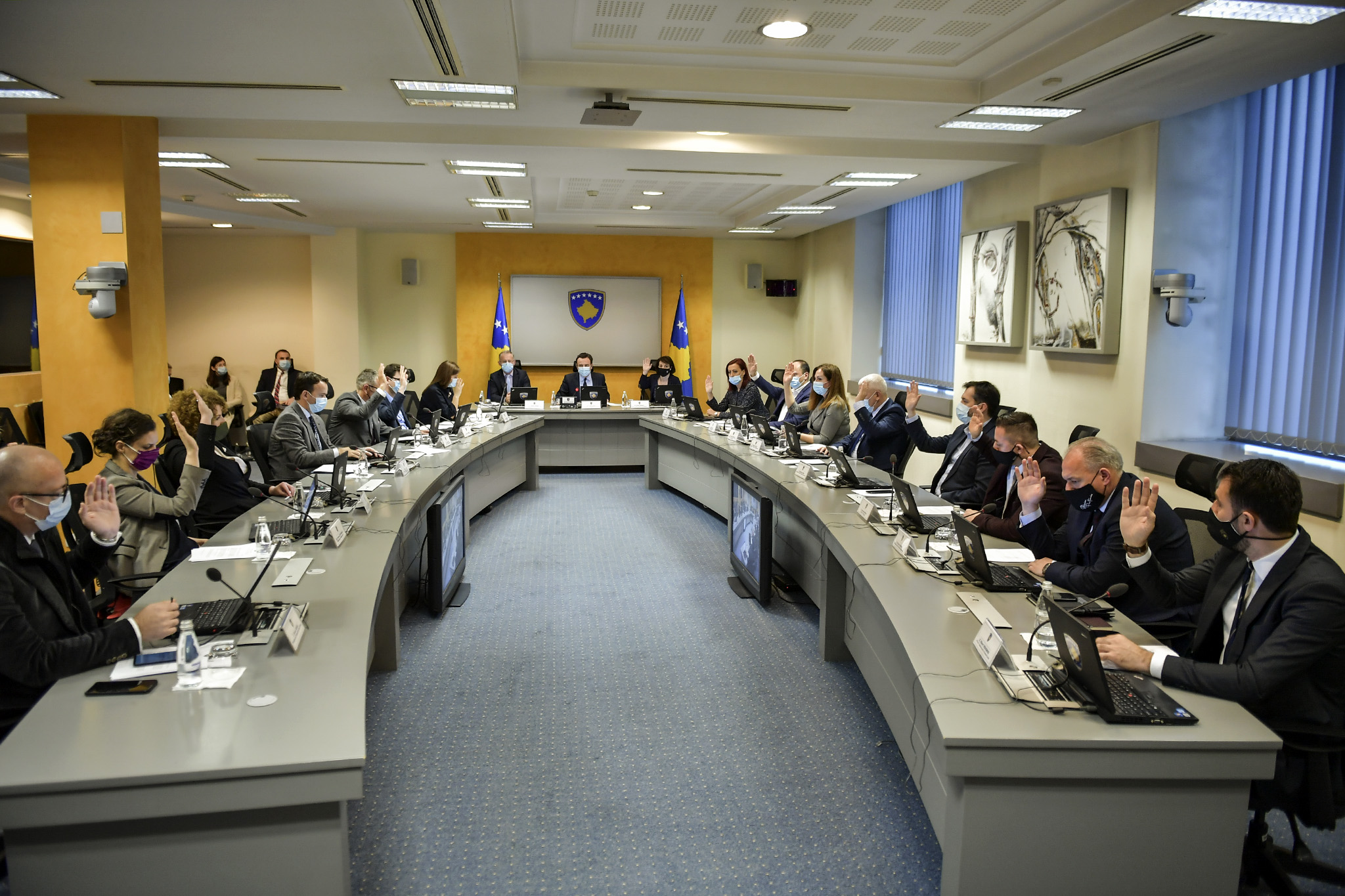 Qeveria e Kosoves 18.04.2021