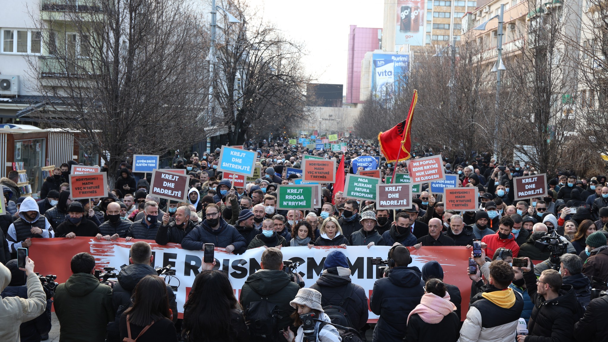 Protesta e PSD-shtrenjtimi i rrymes