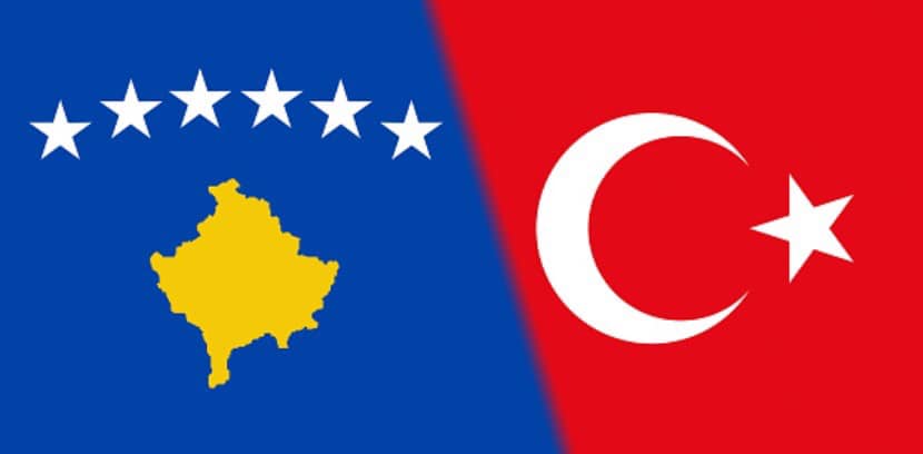 Flamuri Kosove-Turqi