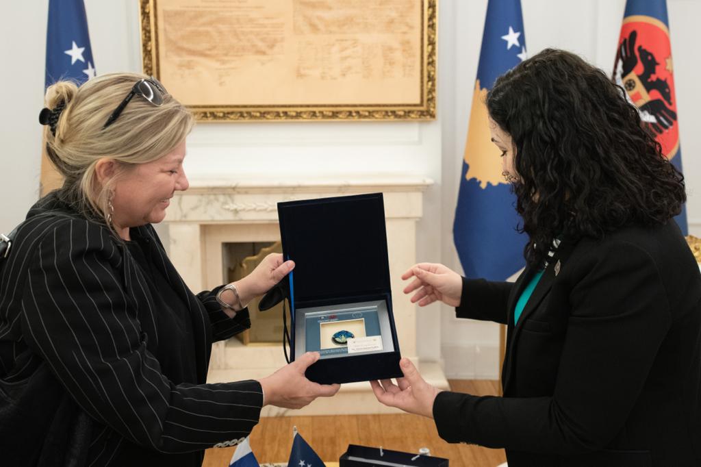 Vjosa Osmani-Pia Stjernvall
