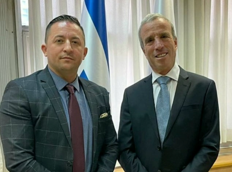 Armend Mehaj-Elazar Stern