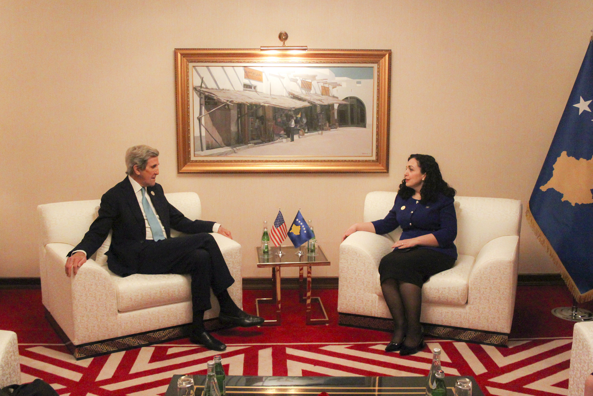 Vjosa Osmani-John Kerry