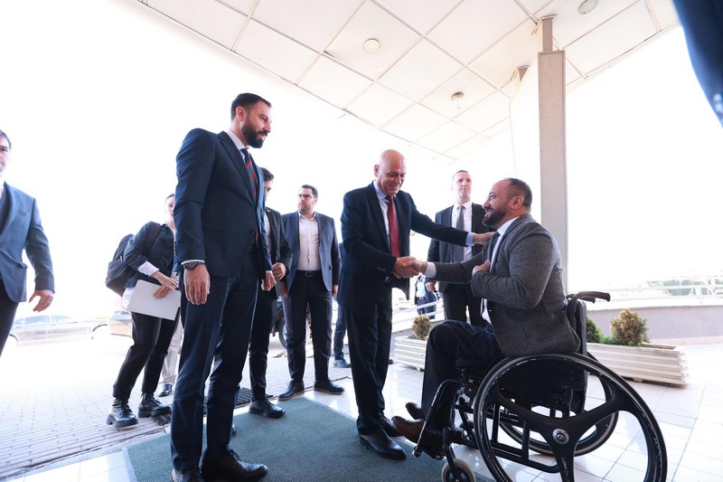 MAPL-Ministri izraelit, Frej ndihmon shoqatën Handikos me 93 karroca