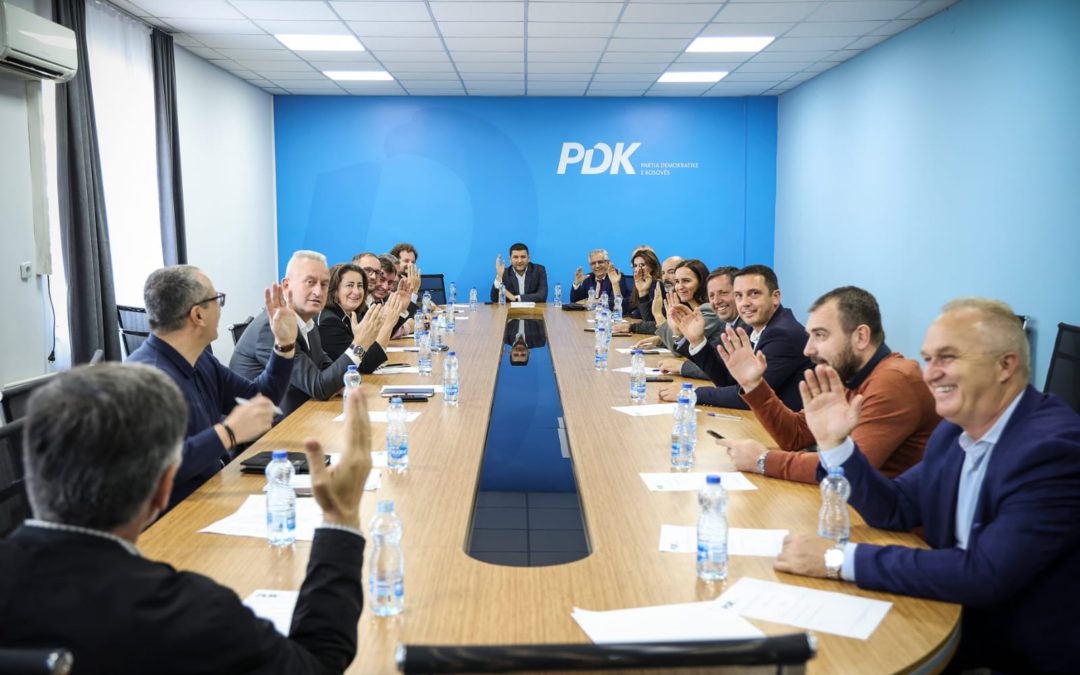 Kryesia e PDK-së miraton strukturën e KQM-së dhe organizimin në mërgatë e nëpër degë