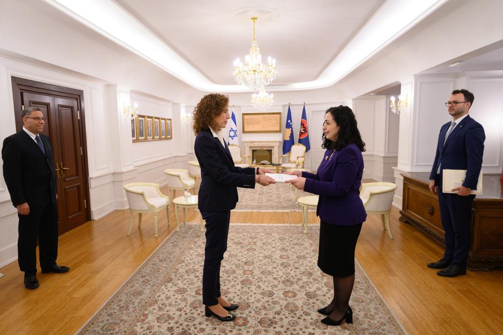 Vjosa Osmani-Tamar Ziv