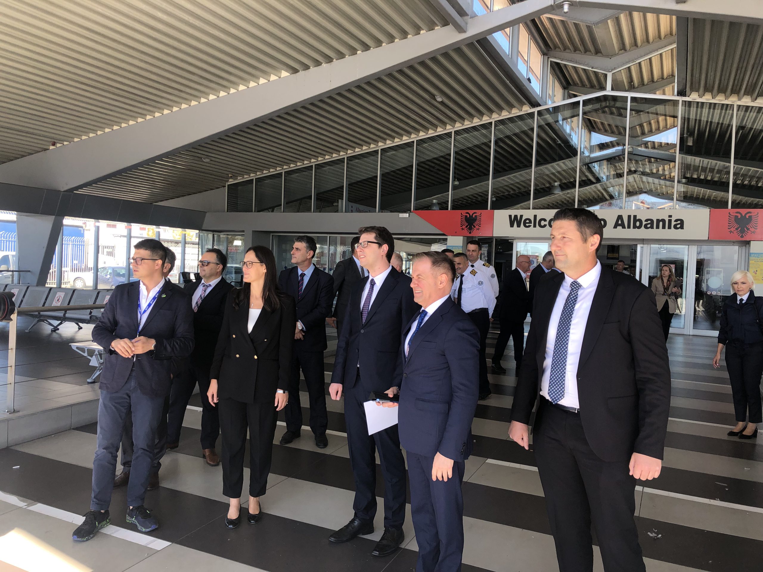 Dogana- Fillon zhdoganimi i plotë në Portin e Durrësit