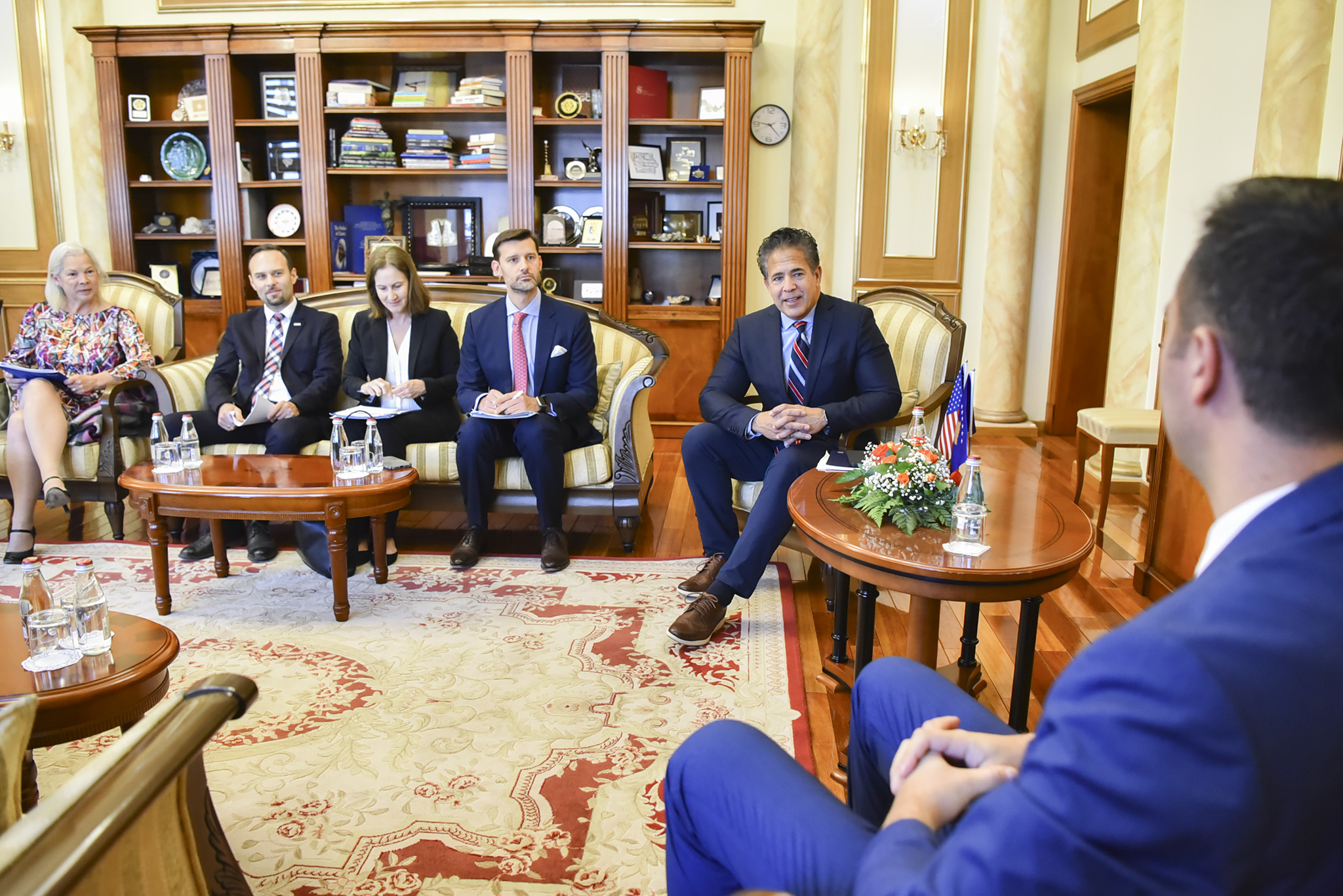 Glauk Konjufca pret në takim delegacionin e Komisionit të Partneritetit për Demokraci të Kongresi të ShBA-së