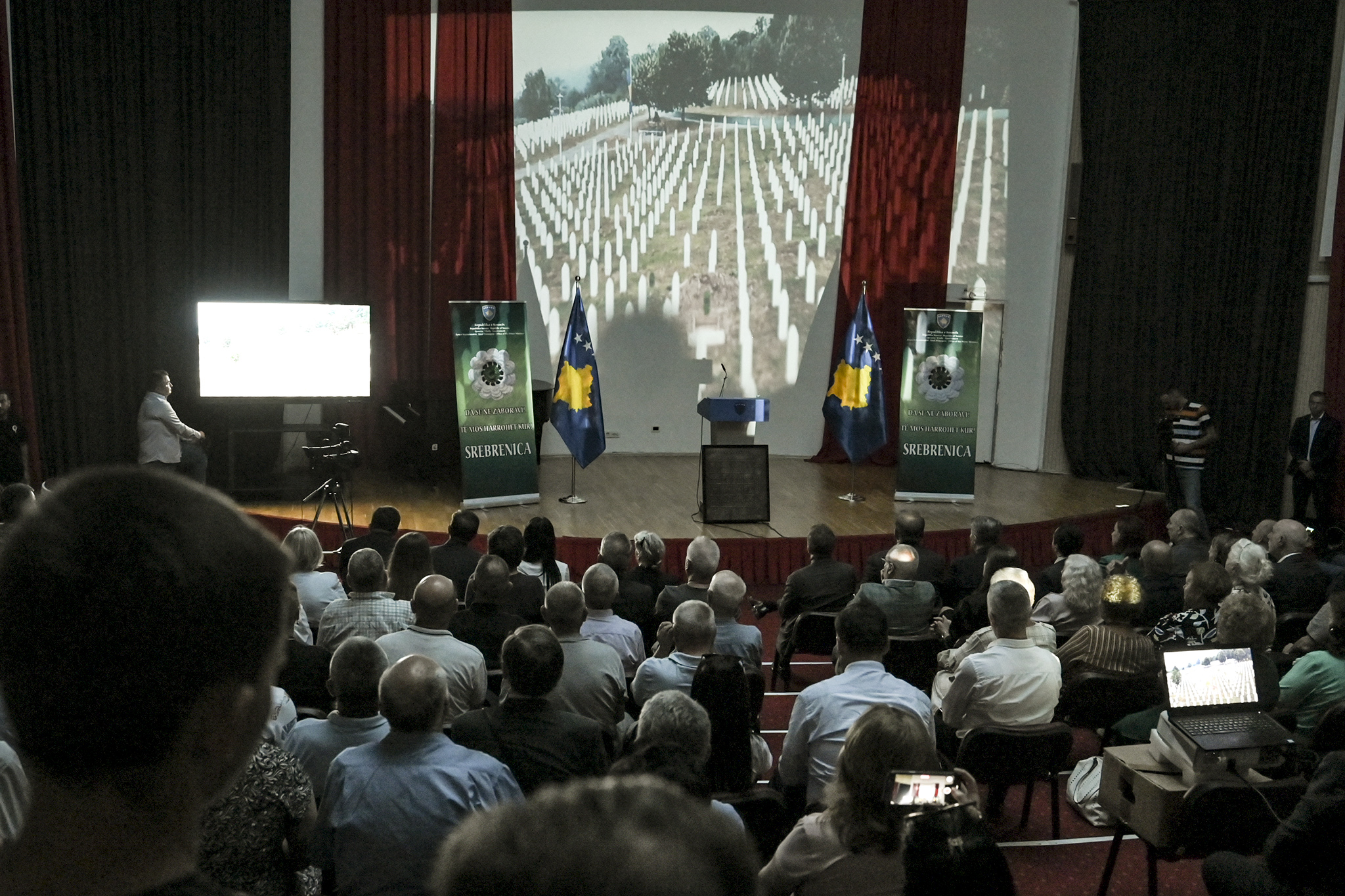 28-vjetorit të gjenocidit në Srebrenicë