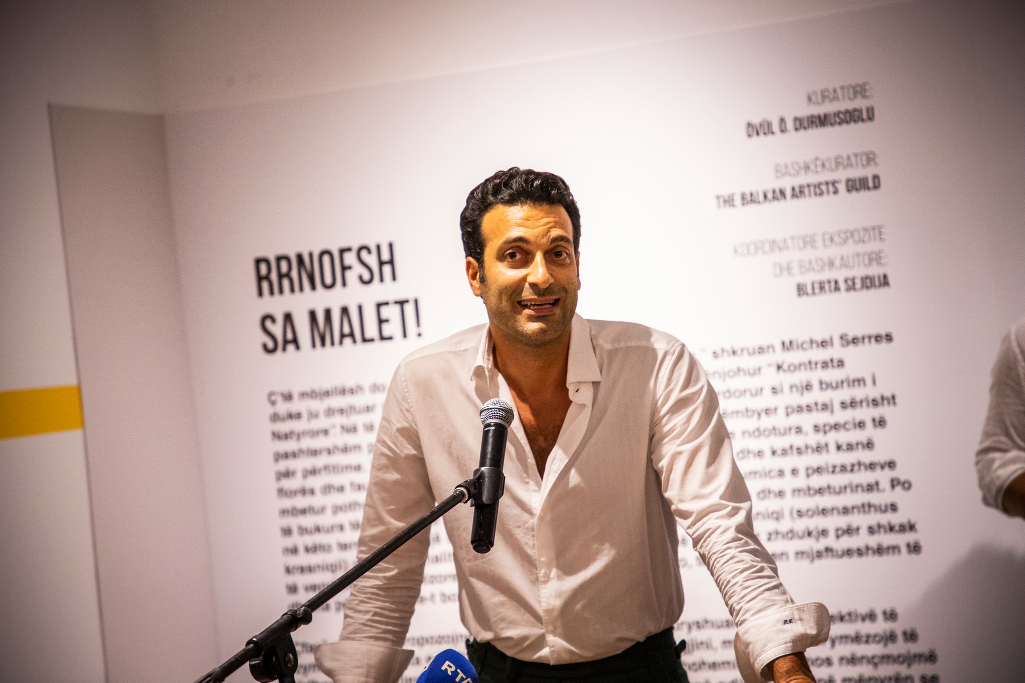 Festivali Ndërkombëtar i Operës Ramë Lahaj, ekspozitën Rrnofsh sa malet