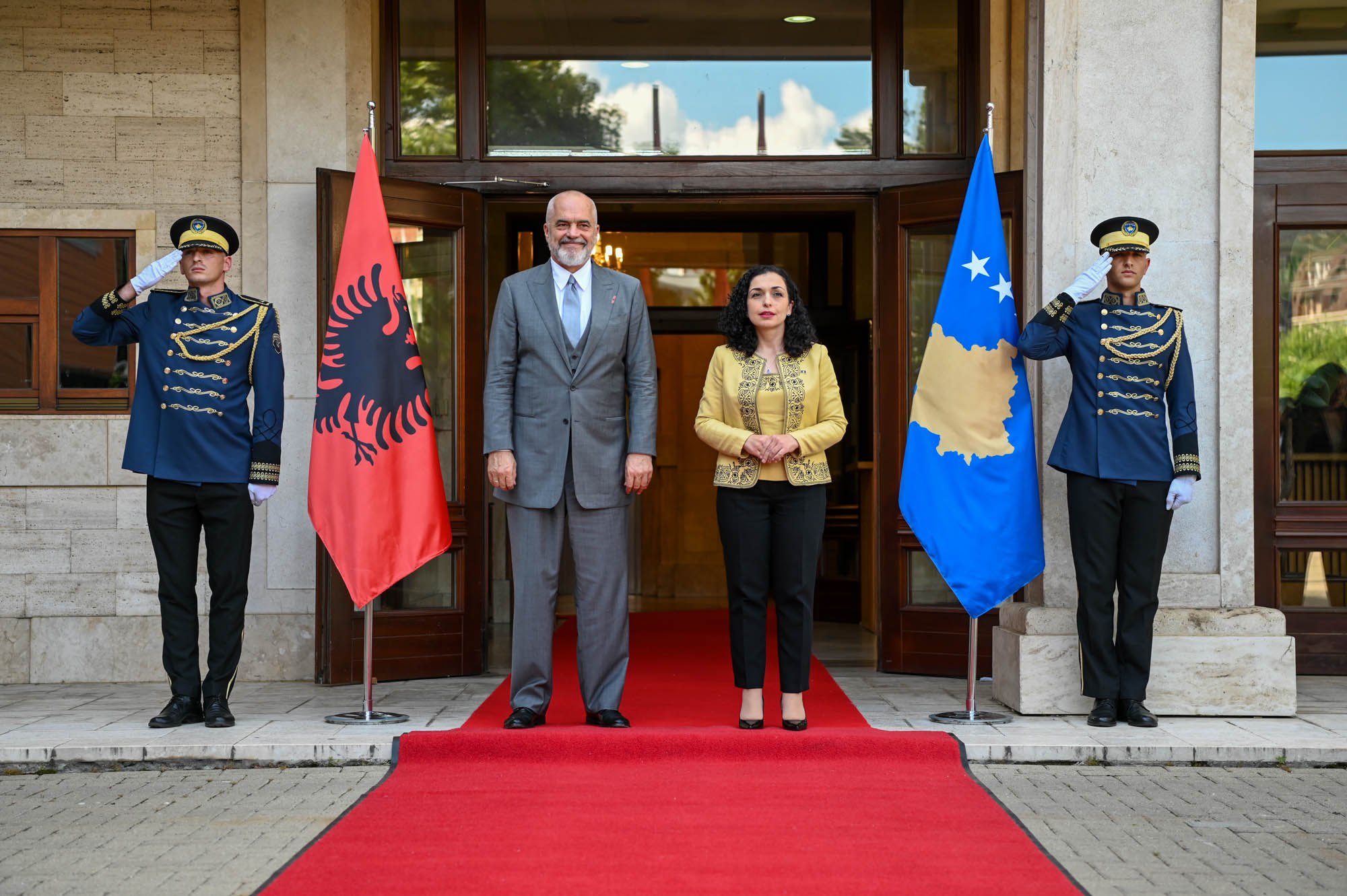 Vjosa Osmani-Edi Rama