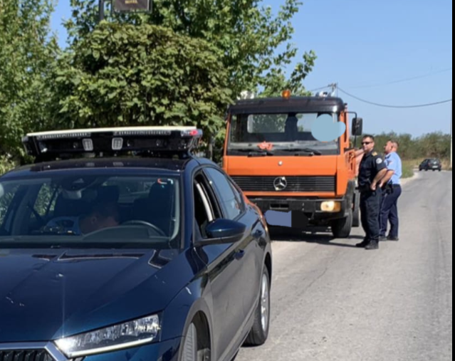 Policia- Vazhdon kontrolli i trafikut përmes veturave me pajisje inteligjente, Smart Patrol