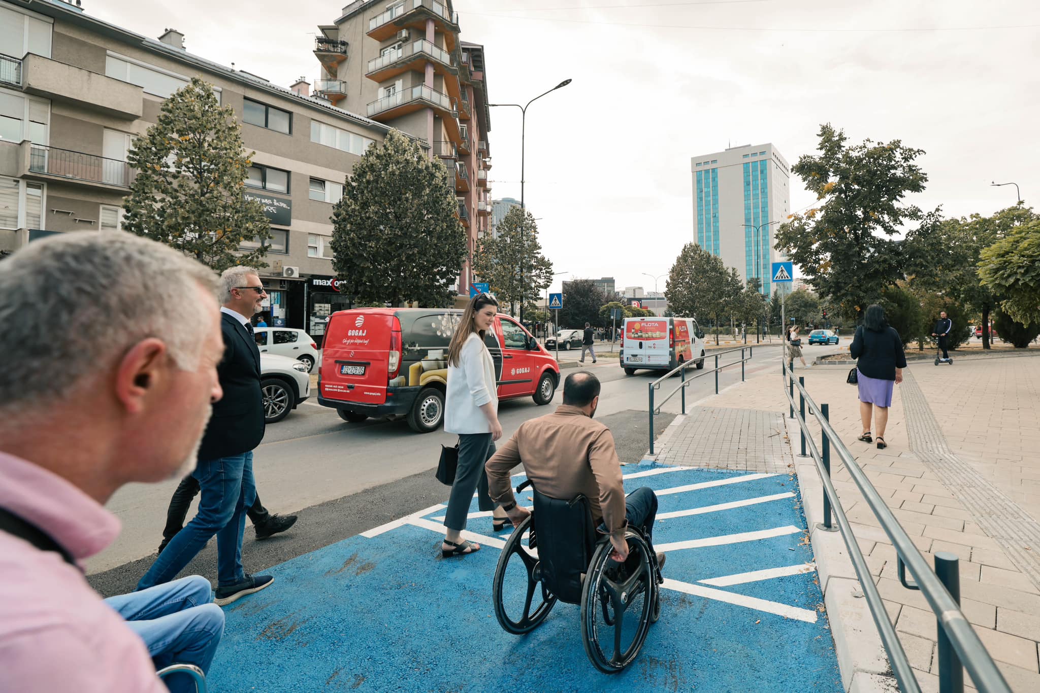 Prishtina-parking per presonat me aftesi te kufizuara