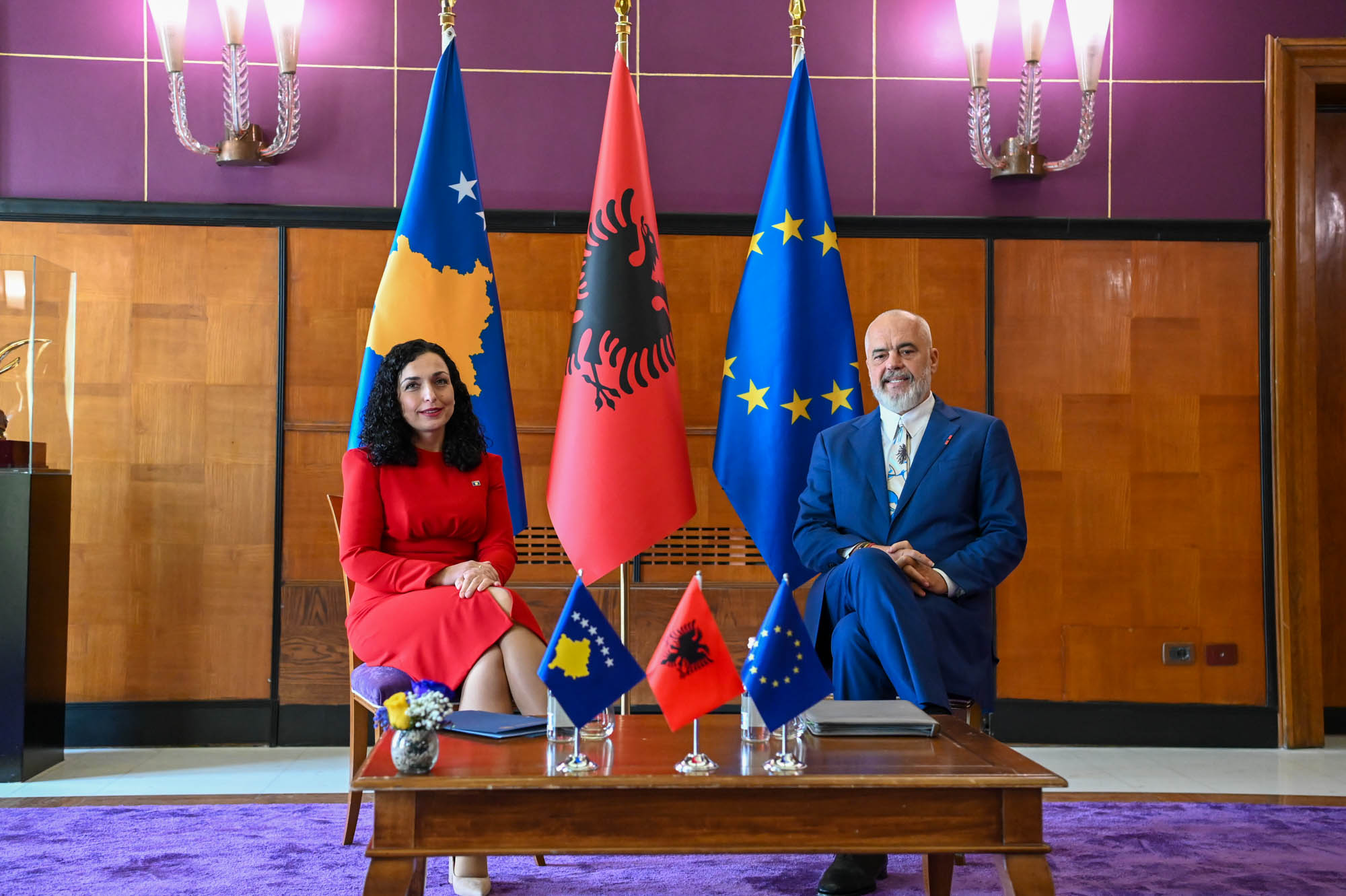 Vjosa Osmani-Edi Rama