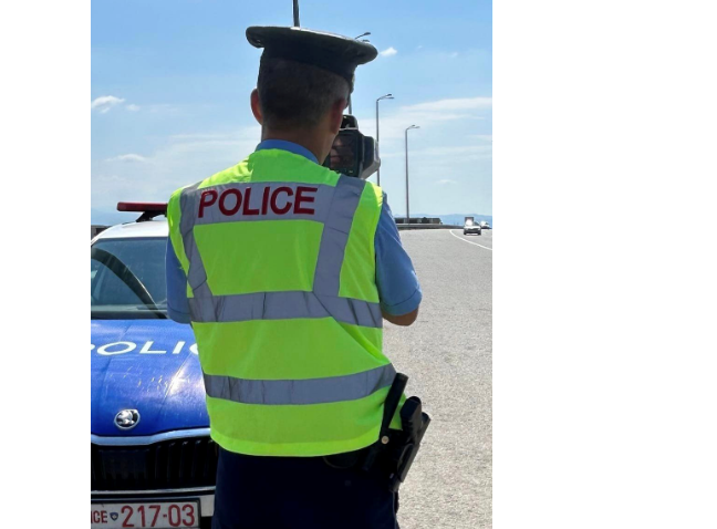 Policia