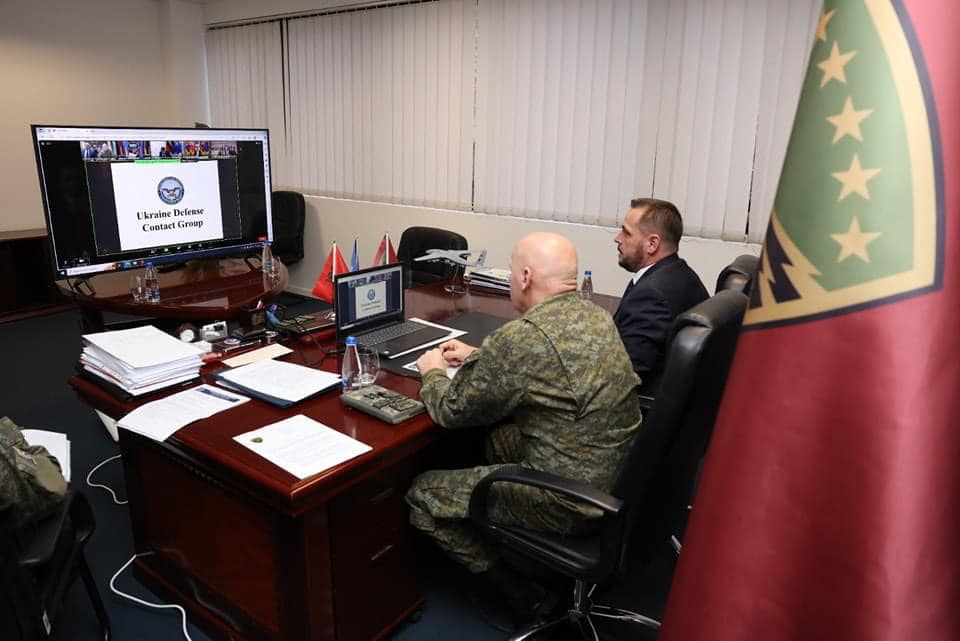 Ejup Maqedonci-Bashkim Jashari- në takimin eGrupit të Kontaktit për Mbrojtjen e Ukrainës.