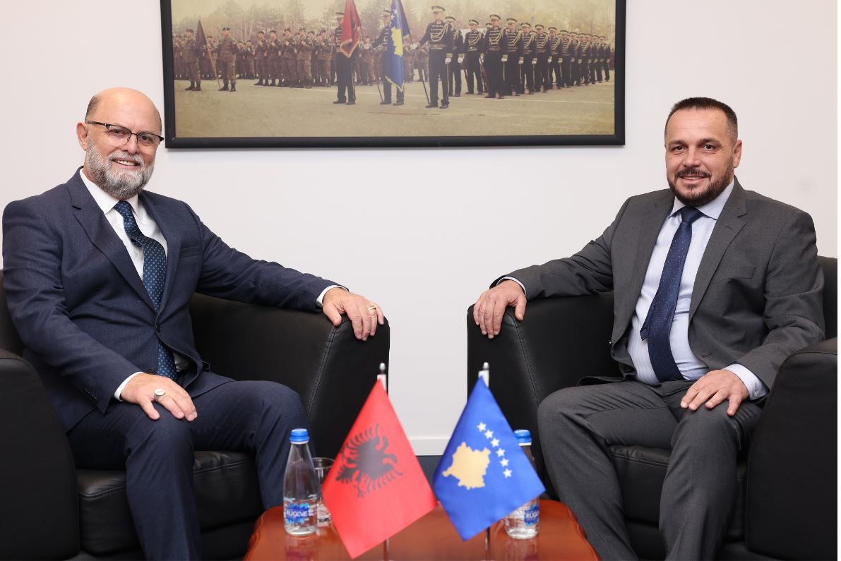 Ejup Maqedonci-Petrit Malaj-