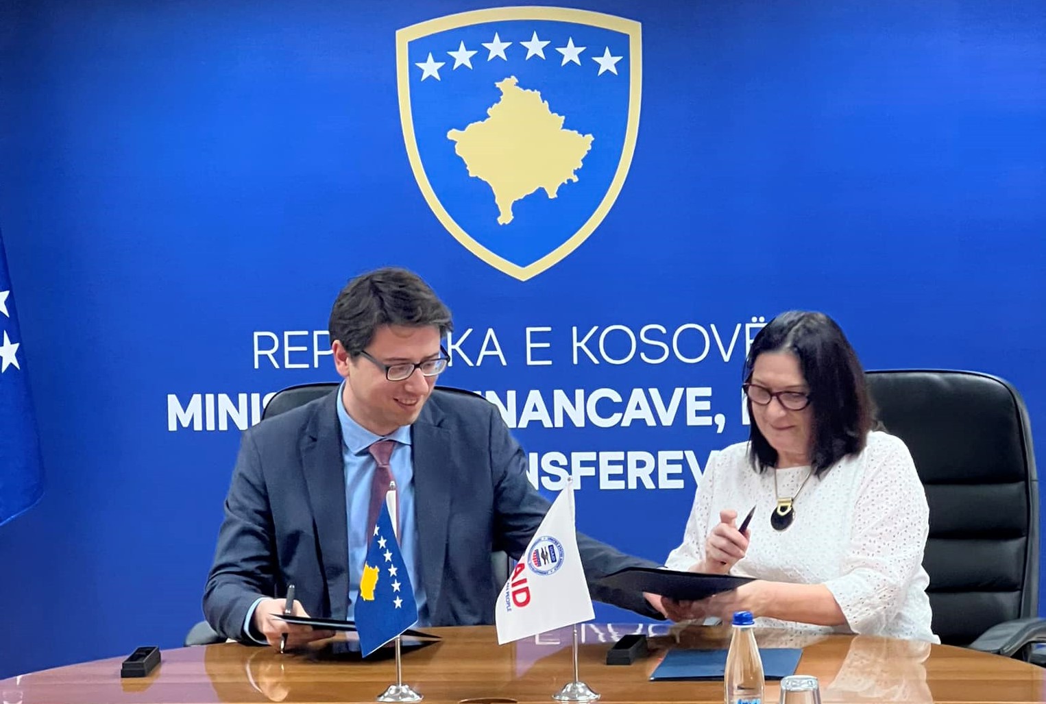 MFPT arrin marrëveshje me USAID për krijimin e sistemit elektronik për përcjelljen e faturave