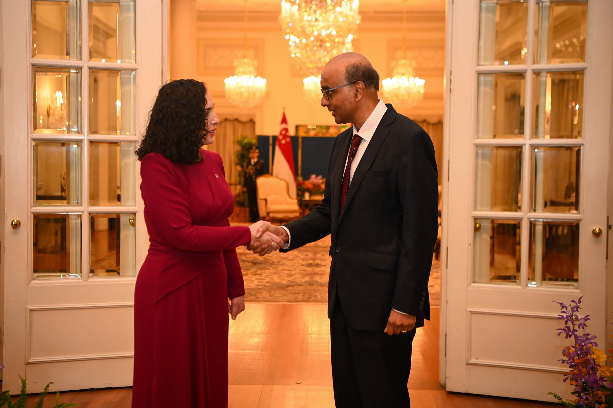 Vjosa Osmani-Tharman Shanmugaratnam