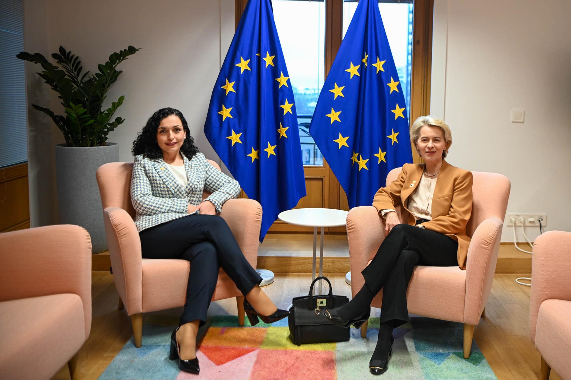 Vjosa Osmani-Ursula von der Leyen